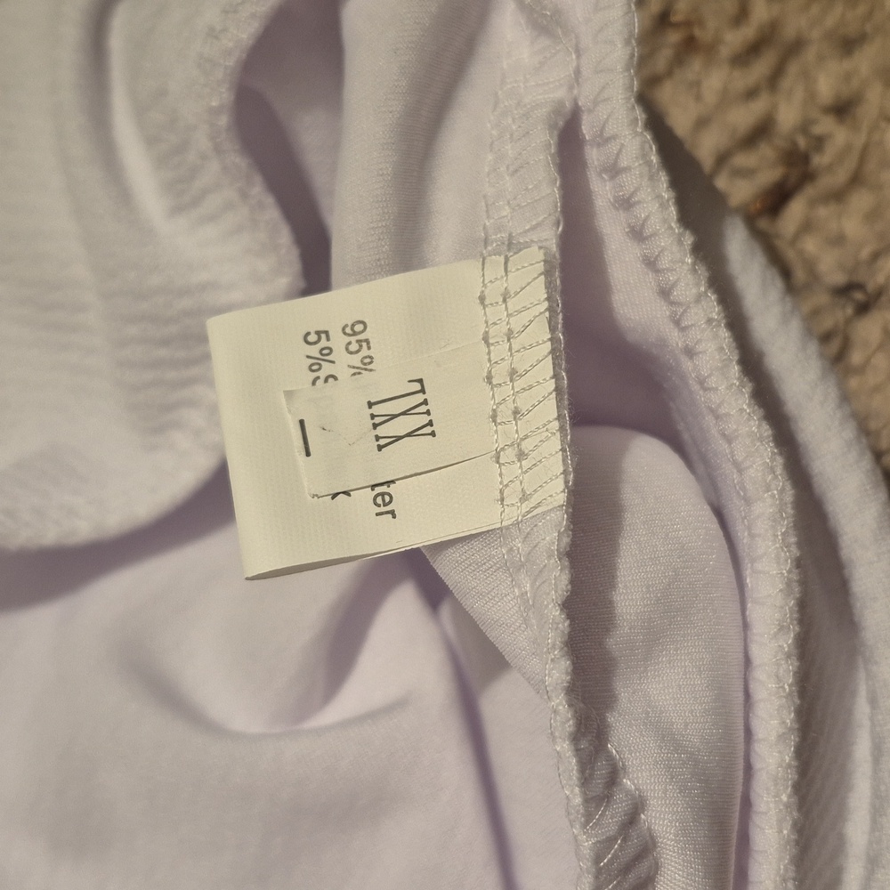 Chic White Skater Skirt - XXL - Picture 3 of 3